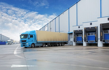 Pulltail dry van trailers — Phoenix, Arizona